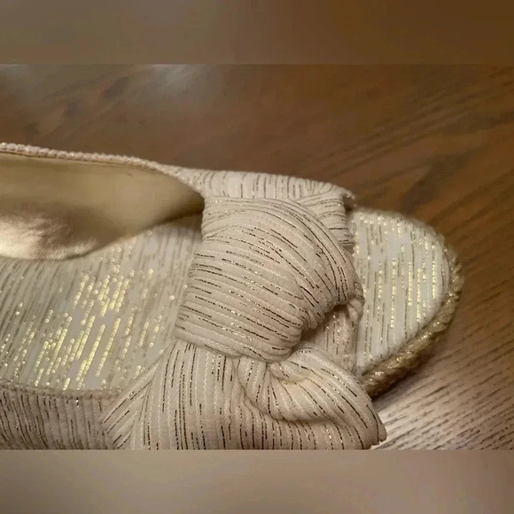 Naturalizer Premium Bettina Comfort Wedge Sandals Beige Gold Size 9.5 New In Box - Picture 10 of 12